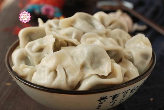 秋季多吃这蔬菜,包饺子一口一个太香了!